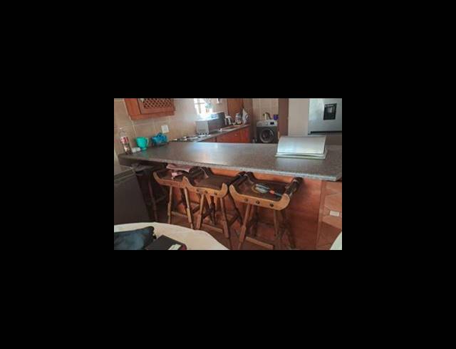 3 BEDROOM HOUSE FOR SALE IN HEATHERVIEW